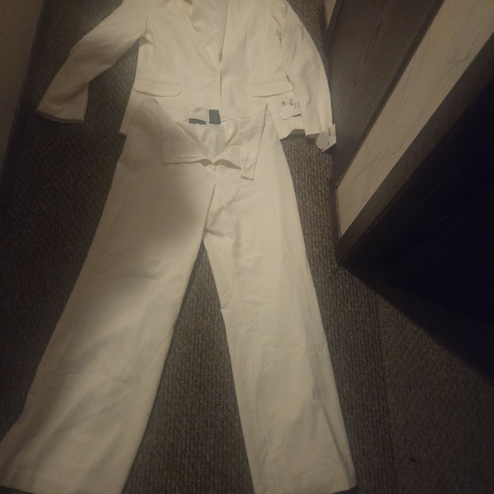 Apostrophe Cream Essentials Jacket - Picture 2 of 6